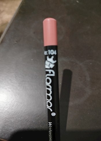 Flormar Suya Dayanıklı Bej Dudak Kalemi - Görsel 2