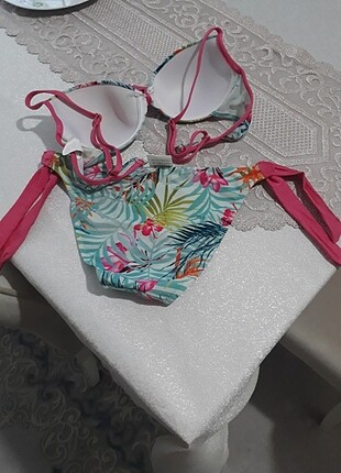 Bikini 