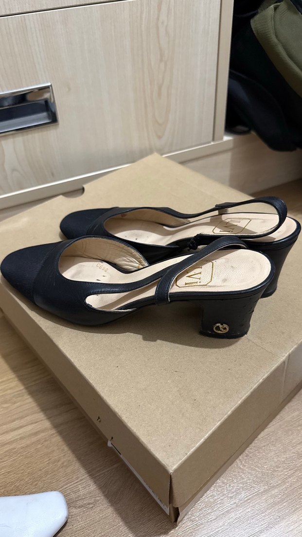 Klasik Siyah Tokalı Topuklu Kadın Ayakkabı - Görsel 5