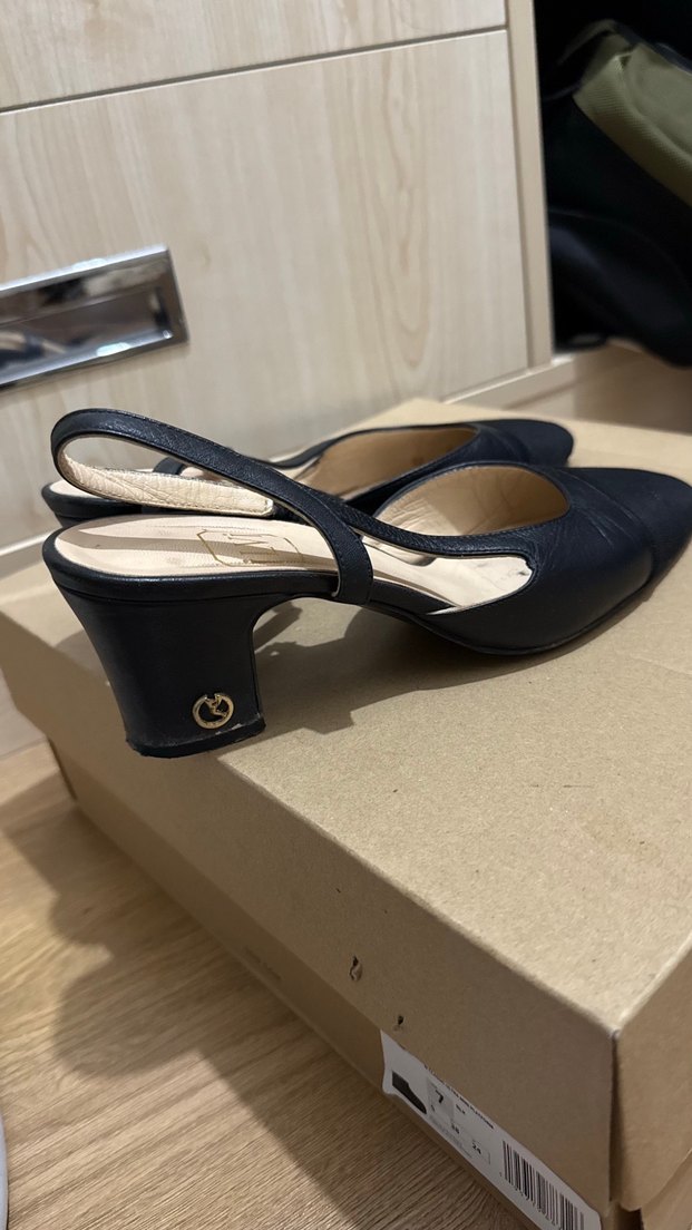 Klasik Siyah Tokalı Topuklu Kadın Ayakkabı - Görsel 3