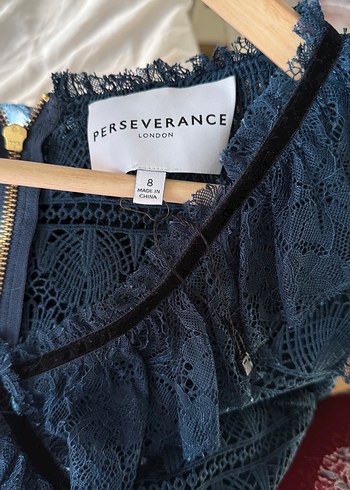 Uzun Kollu Lacivert Nakışlı Fırfırlı Elbise - Görsel 5