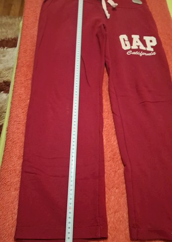 Kızlar için GAP Kırmızı Rahat Eşofman Altı - Görsel 3