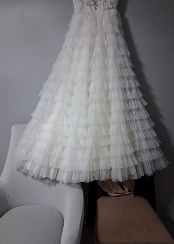 V yaka, ince askılı uzun gelinlik - Görsel 5