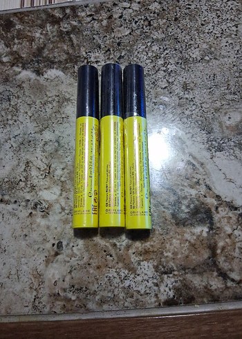 Sarı Big Lash Maskara - Görsel 3