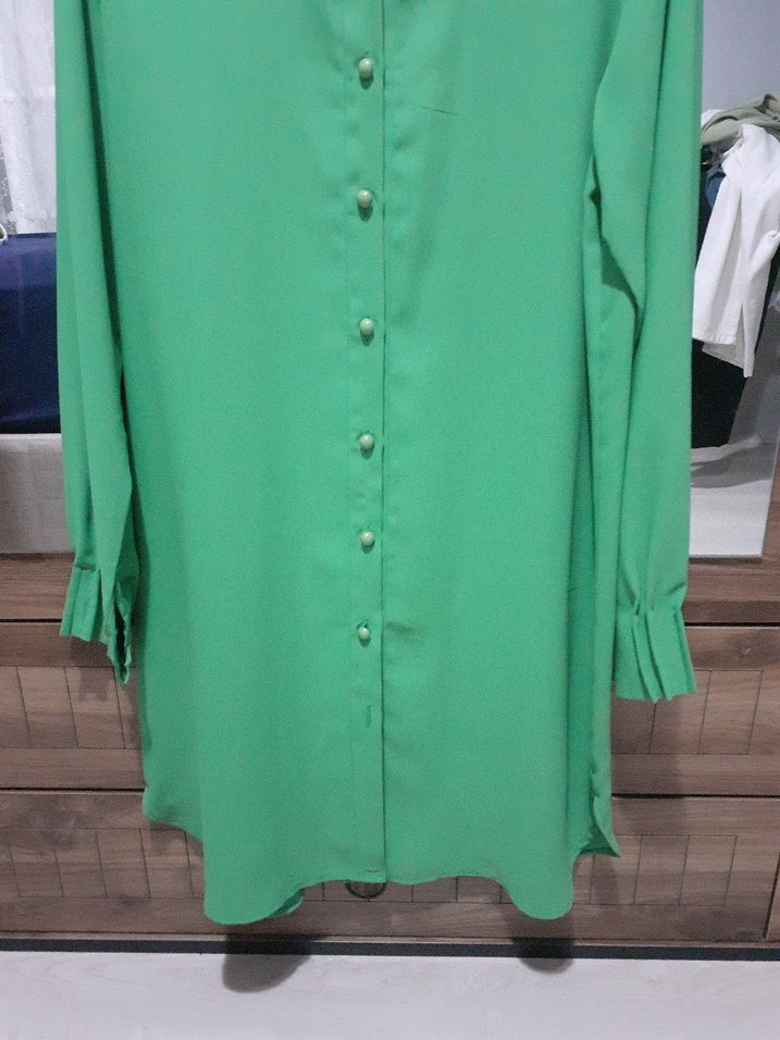 Düğmeli Yeşil Kadın Gömlek - Görsel 3