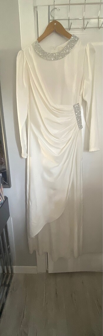 Nikah elbisesi