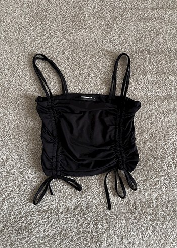 Siyah Crop