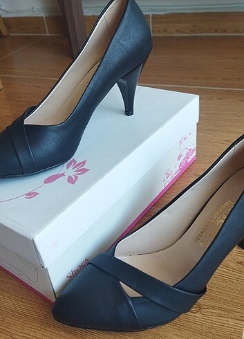 39 Beden Siyah stiletto ayakkabı 