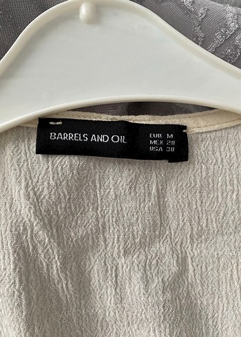 m Beden Barrels and oil Hırka bolero