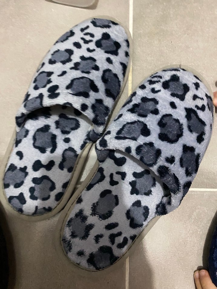 Mavi Leopar Desenli Kadın Ev Terliği - Görsel 2