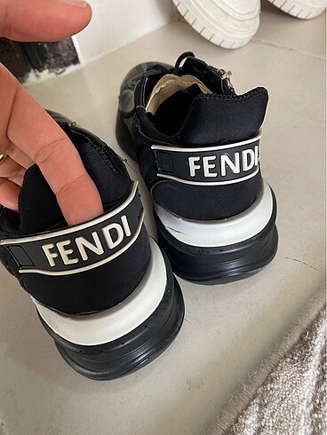 Fendi Spor ayakkabı