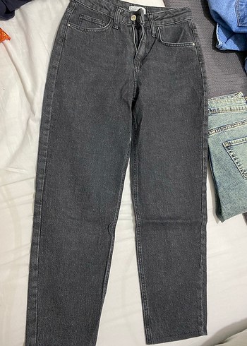 Defacto Mom jean
