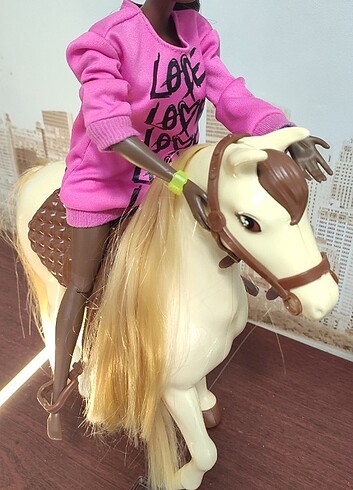  Beden Barbie atı SATILDI 