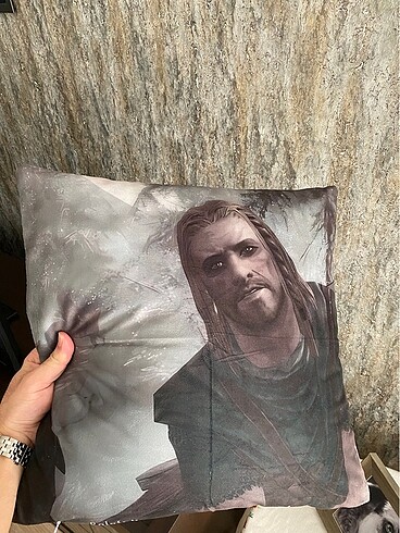 Diğer Skyrim yastık kılıfı
