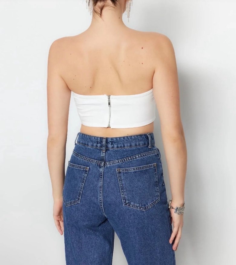 Tüylü Beyaz Büstiyer - Görsel 5