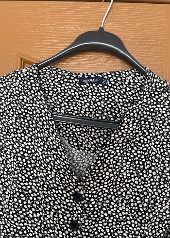 Düğmeli Siyah Desenli Uzun Elbise - Görsel 2