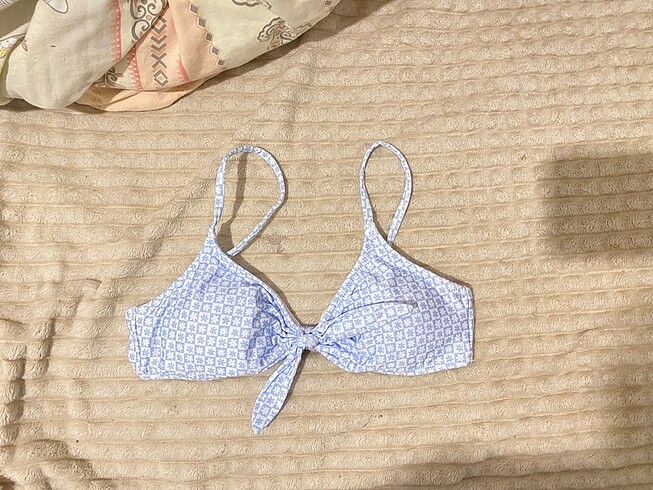 Bikini üstü