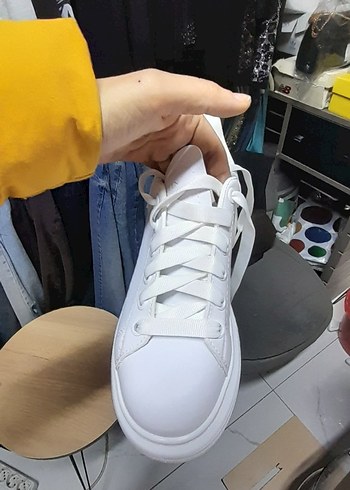 Alexander McQueen 38