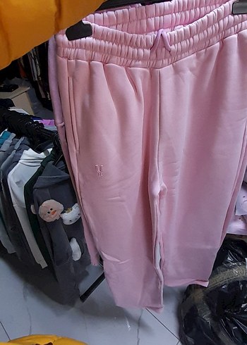 Pembe Fermuarlı Eşofman Takımı - Görsel 2