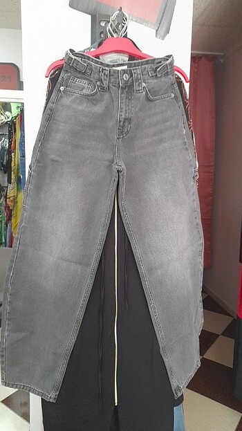 xs Beden gri Renk Tarz baggy model jeans 