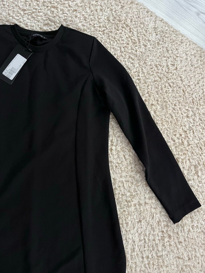 Siyah Uzun Kollu Midi Yırtmaçlı Elbise - Görsel 3