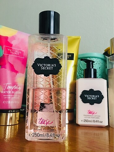 Victoria?s secret tease