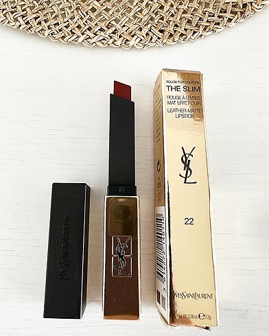  Beden YSL Rouge Pur Coutre The Slim Ruj 22