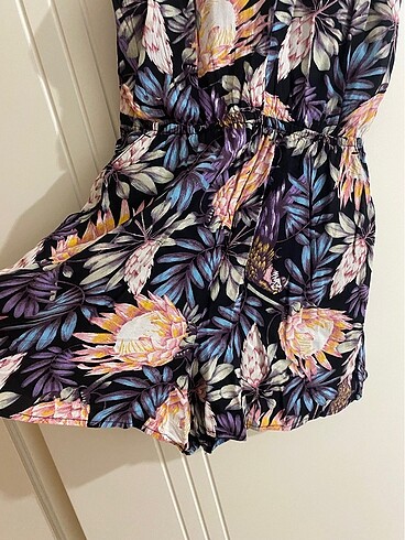 m Beden çeşitli Renk H&M şort tulum