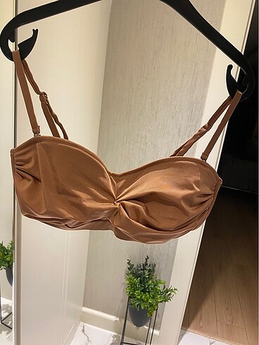 l Beden ten rengi Renk Bikini üstü