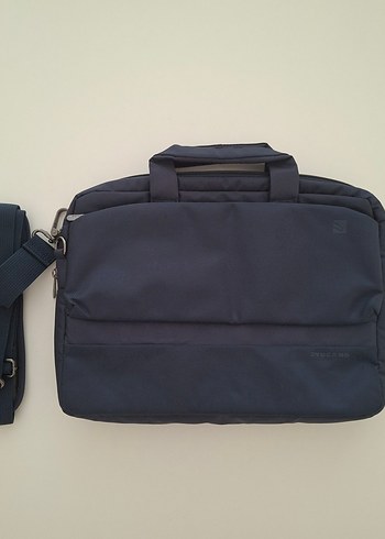 Tucano Lacivert Laptop Cantasi