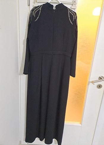 Uzun Siyah taşlı Kadın Elbise - Görsel 2