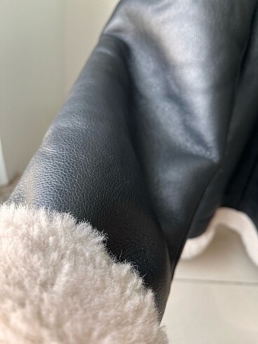 Mango kürklü deri ceket - Görsel 5