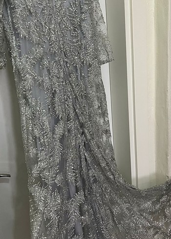 Uzun Kollu İşlemeli Gri Abiye Elbise - Görsel 4