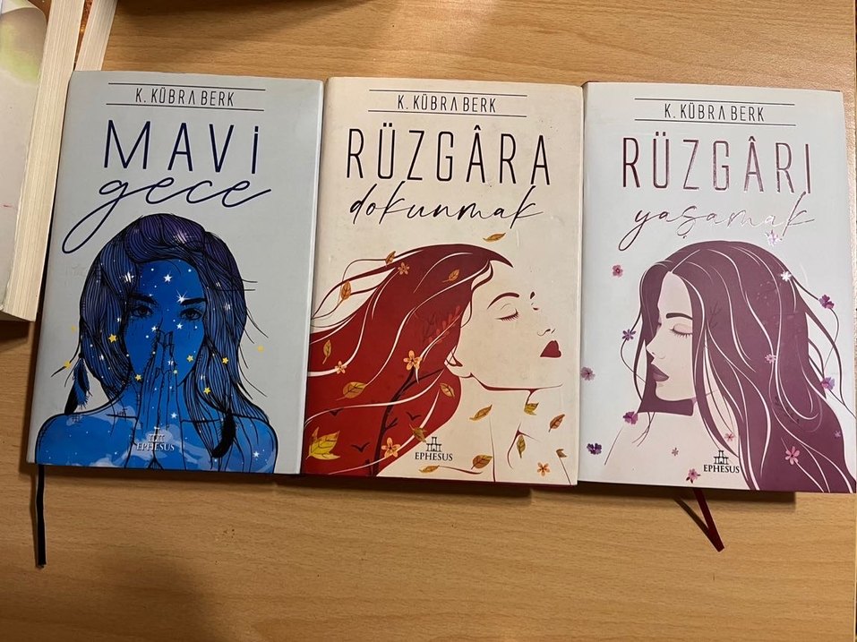 K. Kübra Berk Üçlü Roman Seti - Görsel 3