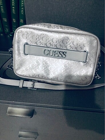 Guess Guees askılı çanta