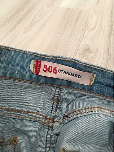 32 Beden mavi Renk Levis jean kot pantolon
