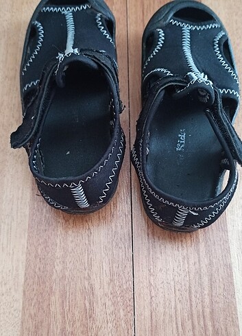 24 Beden siyah Renk Erkek çocuk sandalet