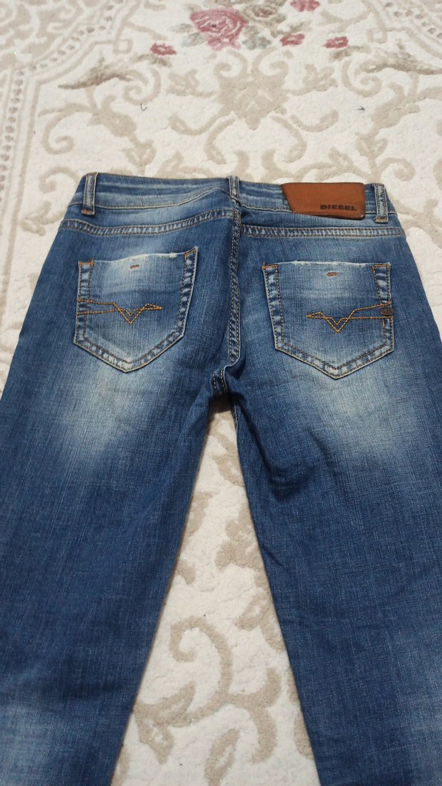Mavi Yıkamalı Dar Kesim Denim Jean — görsel 4/8