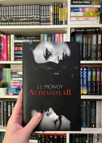 Acımasızlar - J.J. McAvoy