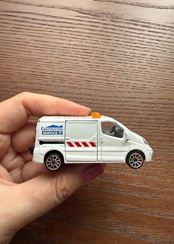 Majorette Renault Trafic minibüs - Görsel 4