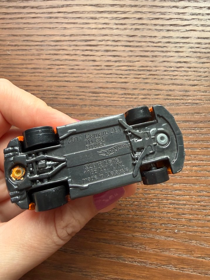 Hot Wheels Camaro ZL1 - Görsel 3