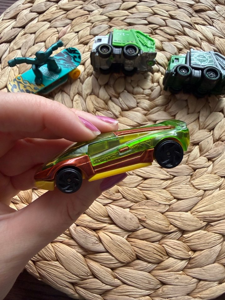 HOT WHEELS çeşitli arabalar - Görsel 3