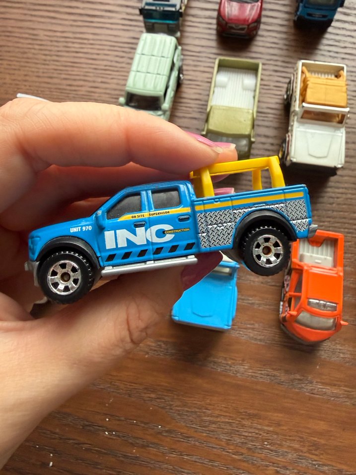 MATCHBOX çeşitli arabalar - Görsel 5