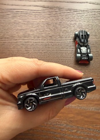 HOT WHEELS çeşitli arabalar - Görsel 4