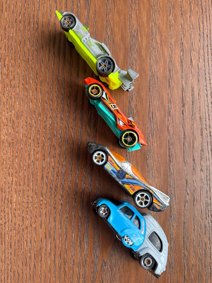 HOT WHEELS çeşitli araçlar - Görsel 4