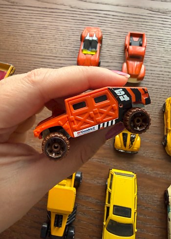 HOT WHEELS çeşitli arabalar - Görsel 4