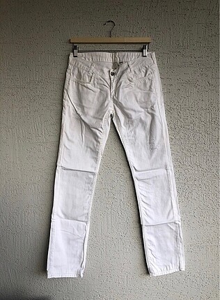 Mango jean