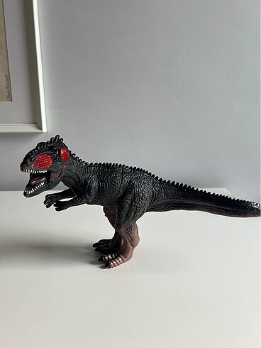 Dinozor figürü oyuncak