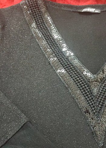 V Yaka Uzun Kollu siyah simli Bluz - Görsel 3