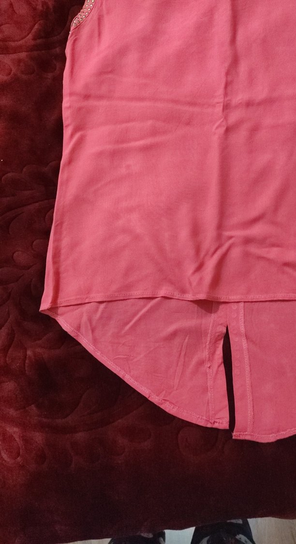 Pembe V Yaka Kolsuz Bluz - Görsel 3